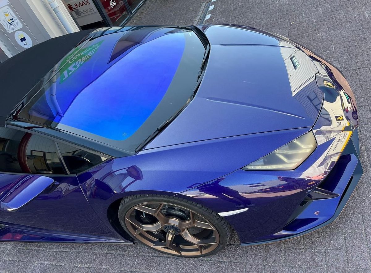Lamborghini Spectrum Blue Chameleon